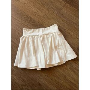 THRIVE SOCIÉTE white  Tennis Skort Golfers, tennis pickle ballers court size S